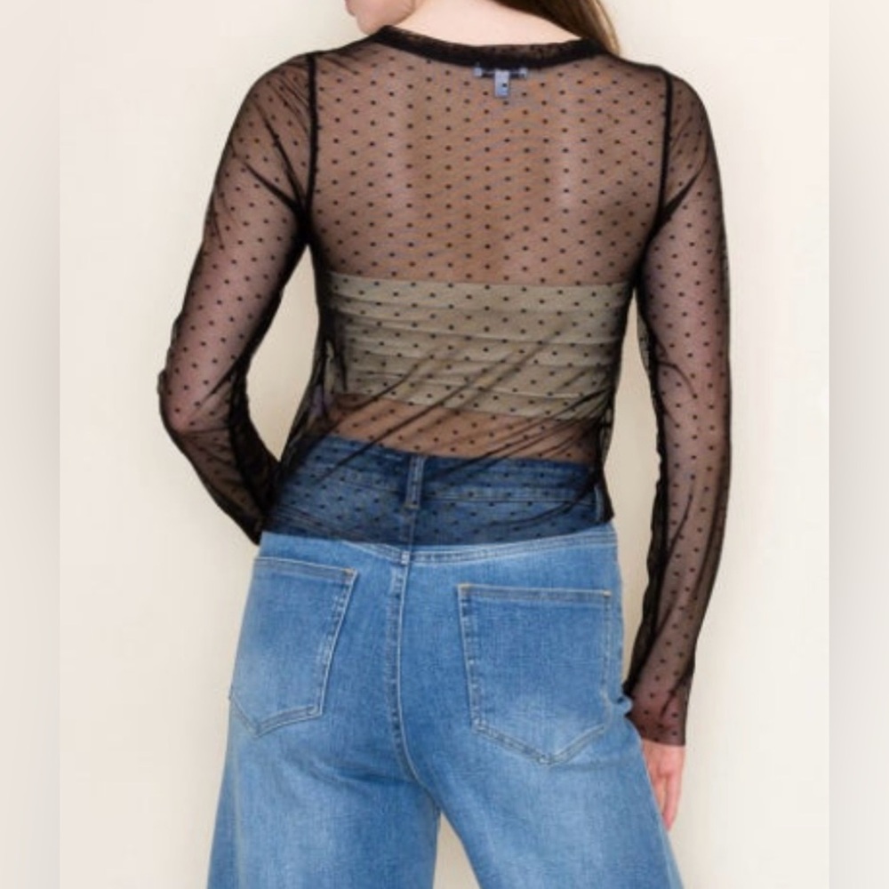 Sheer Buttoned Top - Picture 4 of 8